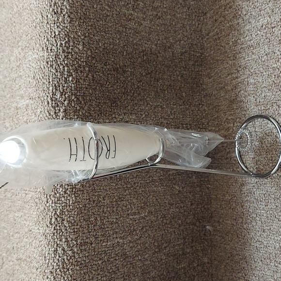 Rae Dunn Electric Milk Frother - Picture 12 of 14